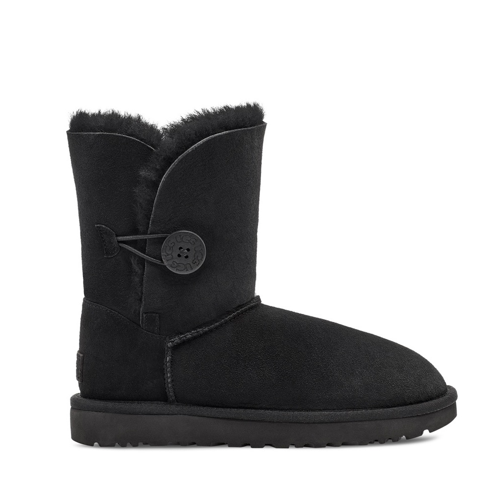 UGG BAILEY BUTTON II BOOT
